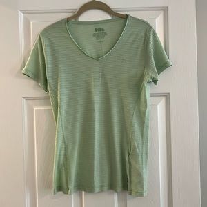FjallRaven V-neck Abisco T-Shirt. Size large